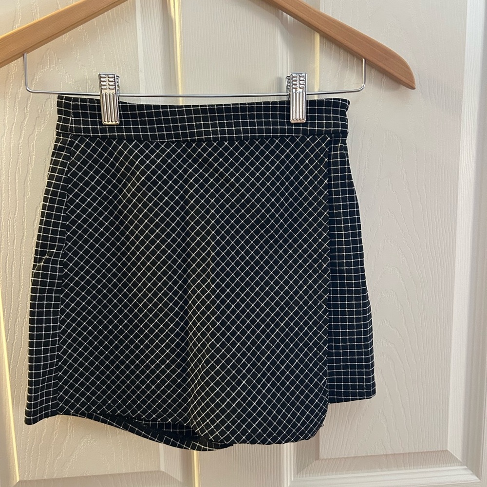 Garage Checkered Black and White Mini Skort